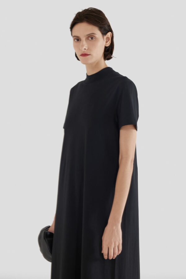 #color_Black