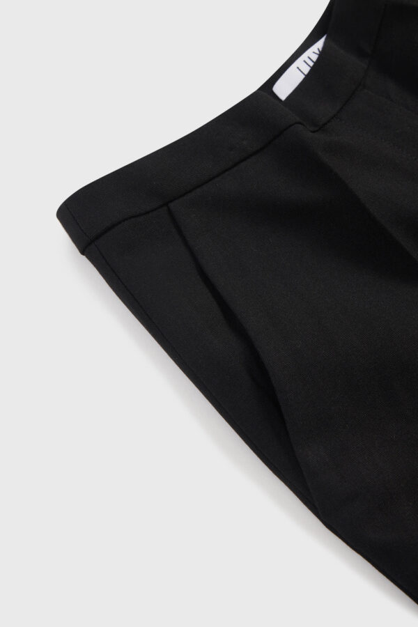 #color_Black