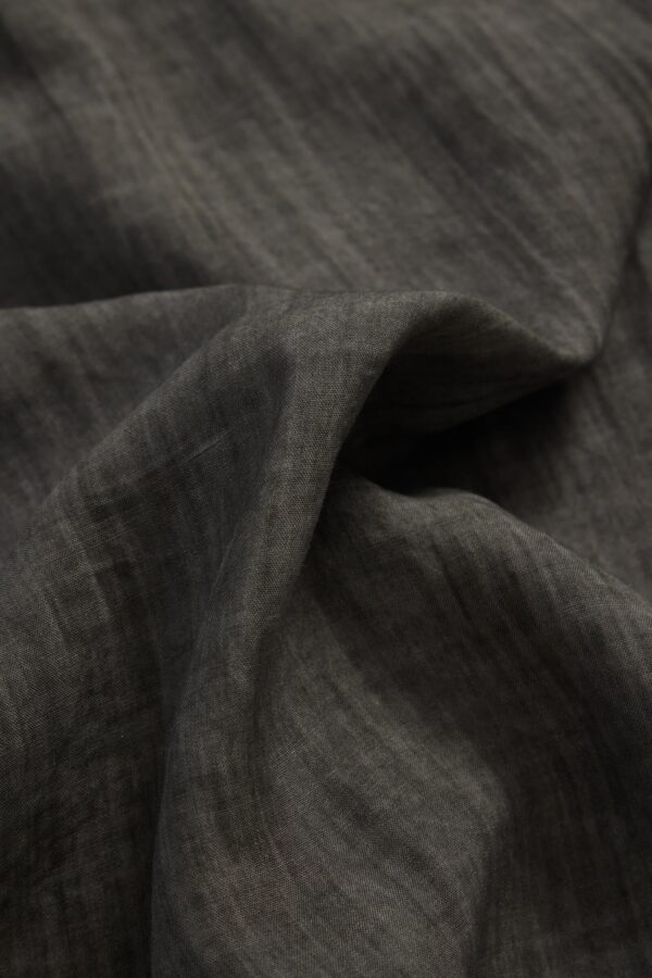 #color_Deep Charcoal Ash