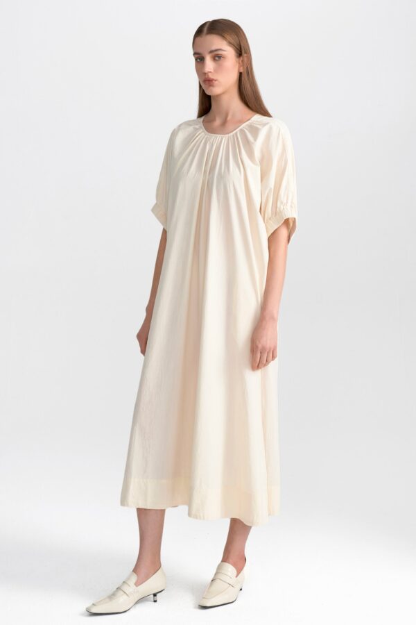 #color_Ivory